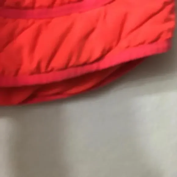 Aeropostale Women Zipper Puffy Vest SMALL HOT PINK - Picture 2 of 6